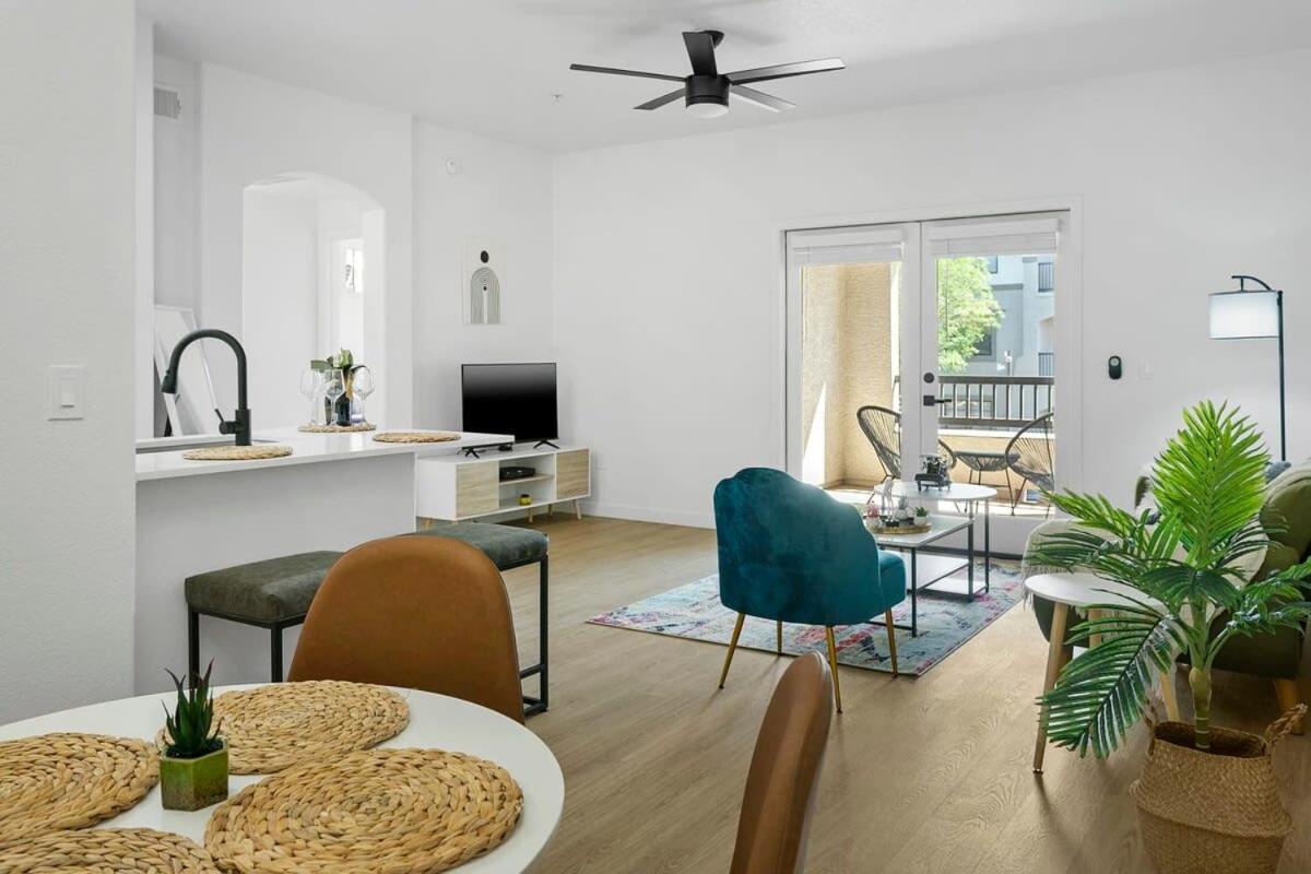 Cozysuites Glendale By The Stadium With Pool 02 Luaran gambar