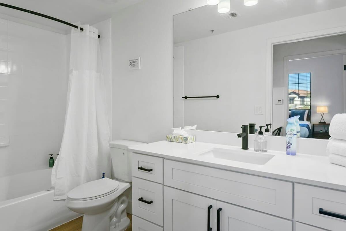 Cozysuites Glendale By The Stadium With Pool 02 Luaran gambar