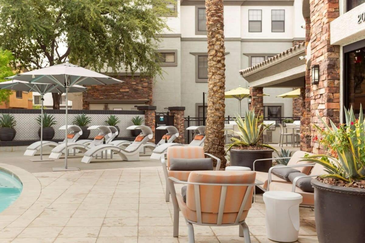 Cozysuites Glendale By The Stadium With Pool 02 Luaran gambar